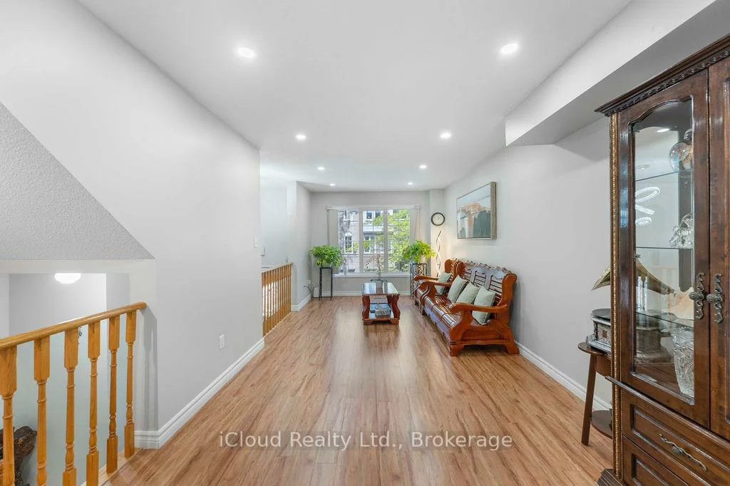 1480, Britannia, East Credit, Mississauga