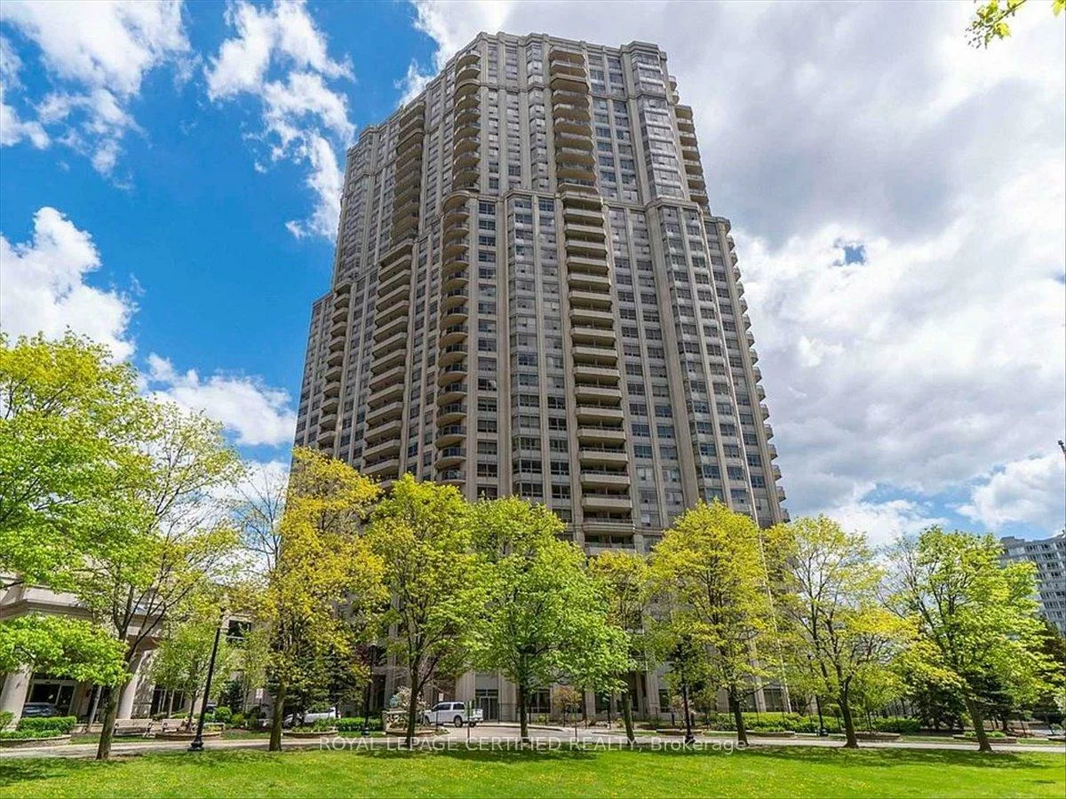 25, Kingsbridge Garden, Hurontario, Mississauga