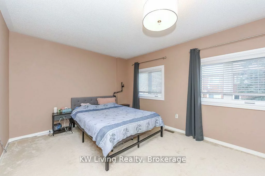 1588, South Parade, East Credit, Mississauga