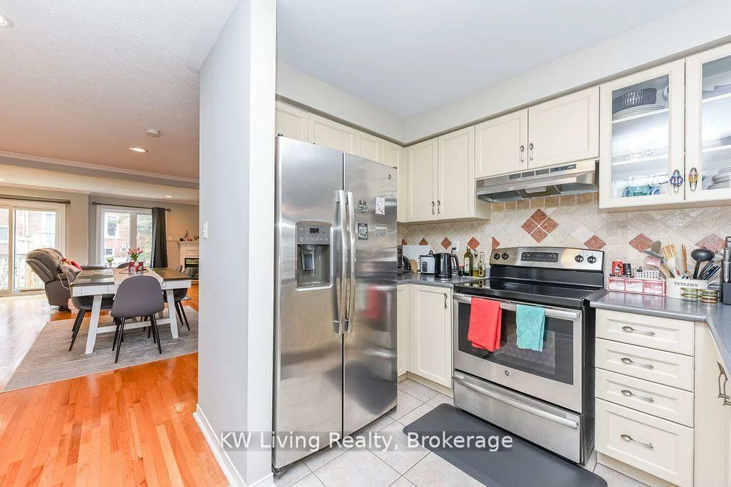 1588, South Parade, East Credit, Mississauga