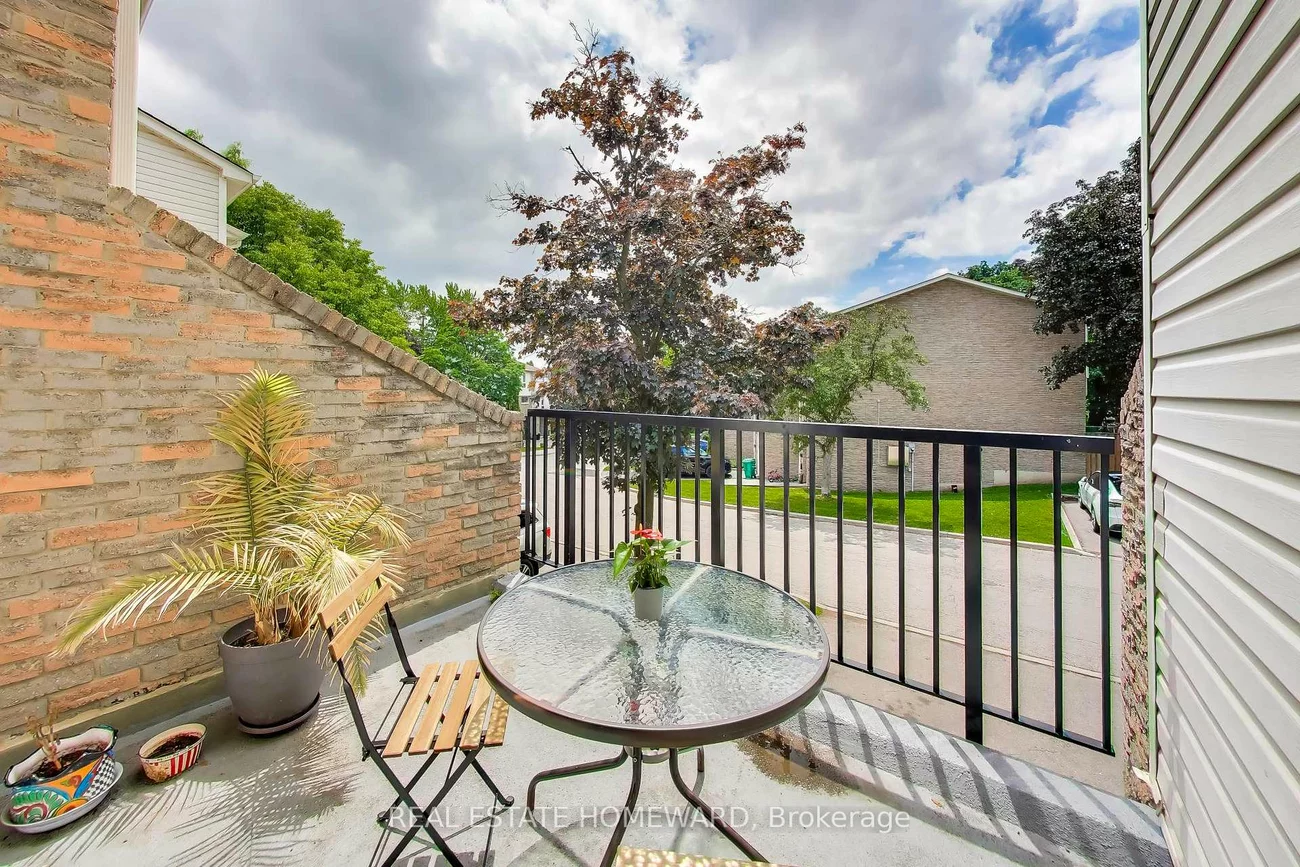 7251, Copenhagen, Meadowvale, Mississauga