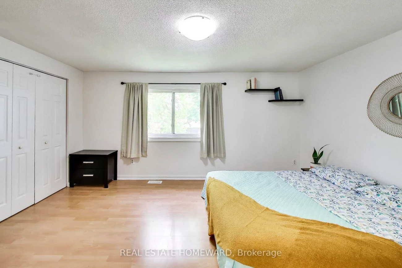 7251, Copenhagen, Meadowvale, Mississauga