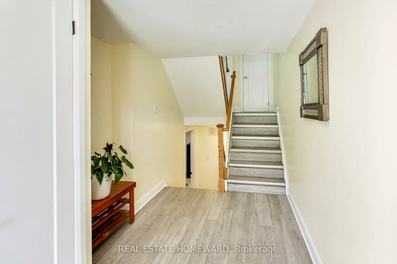 7251, Copenhagen, Meadowvale, Mississauga