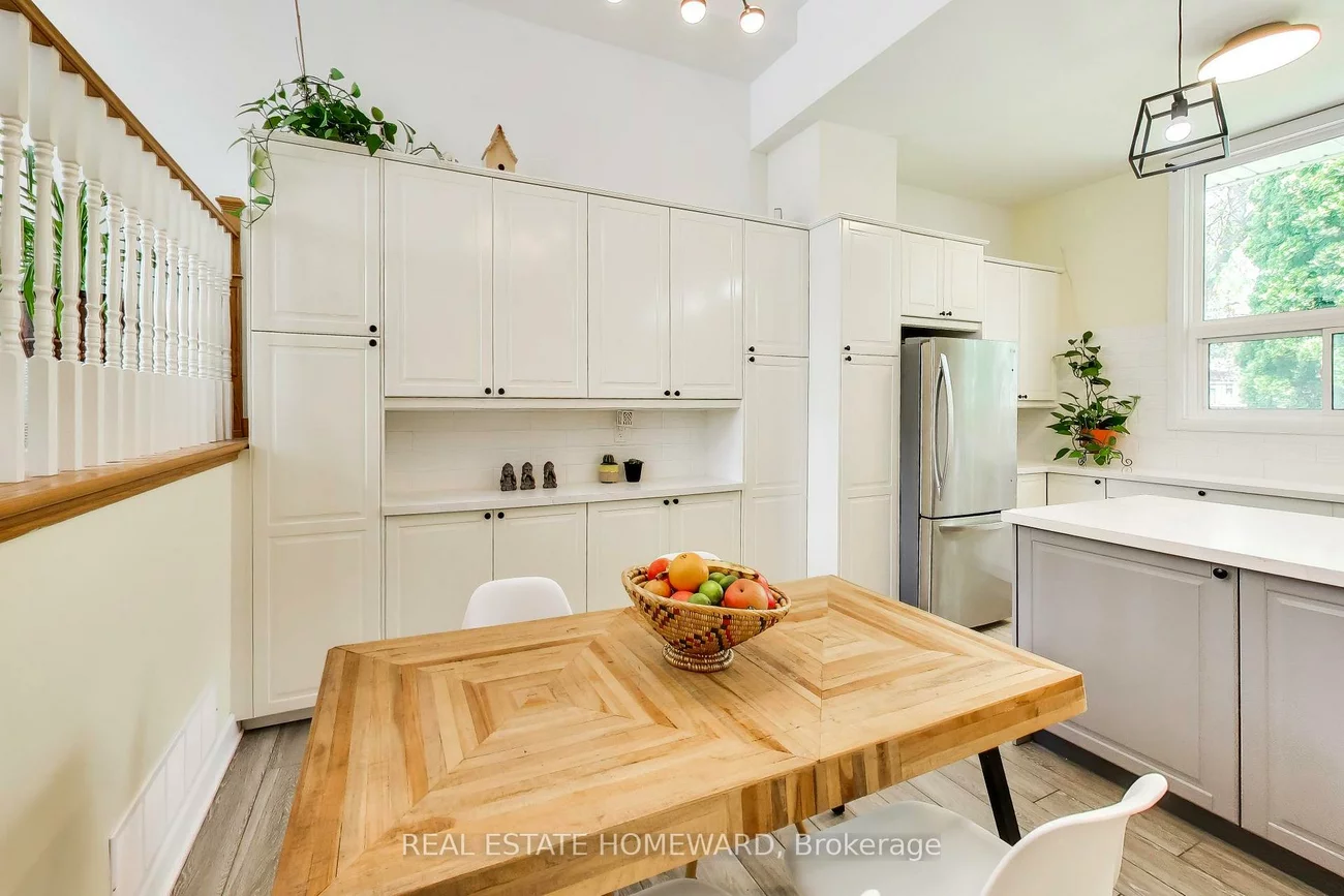 7251, Copenhagen, Meadowvale, Mississauga