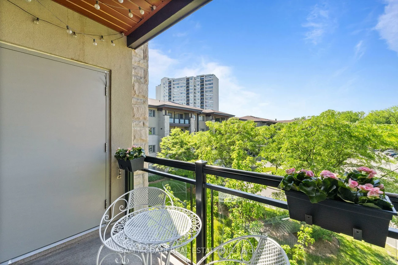 570, Lolita, Mississauga Valleys, Mississauga