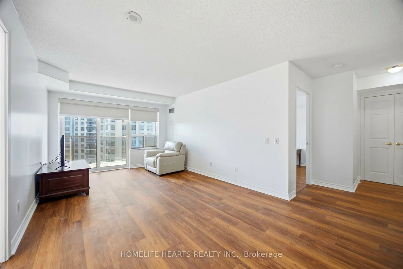25, Kingsbridge Garden, Hurontario, Mississauga