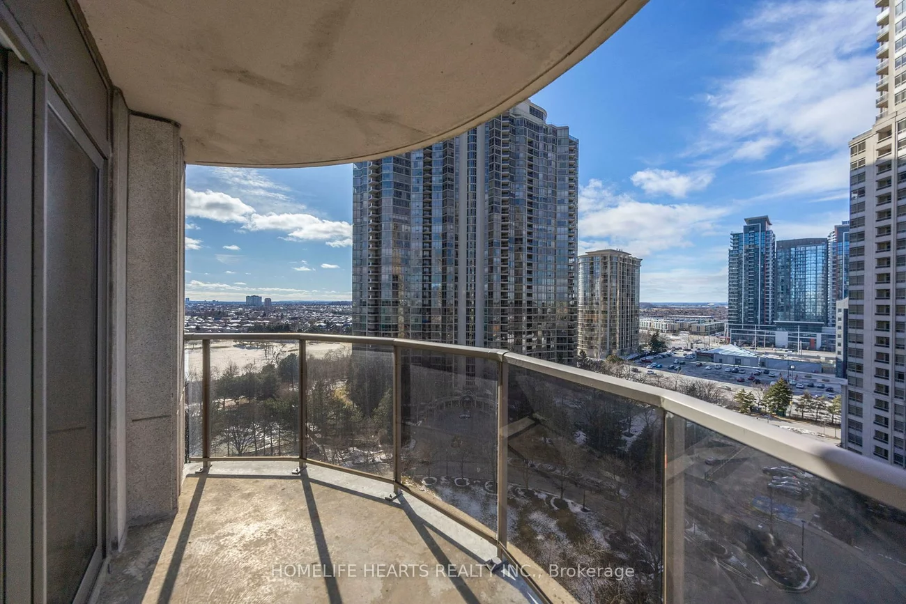 25, Kingsbridge Garden, Hurontario, Mississauga