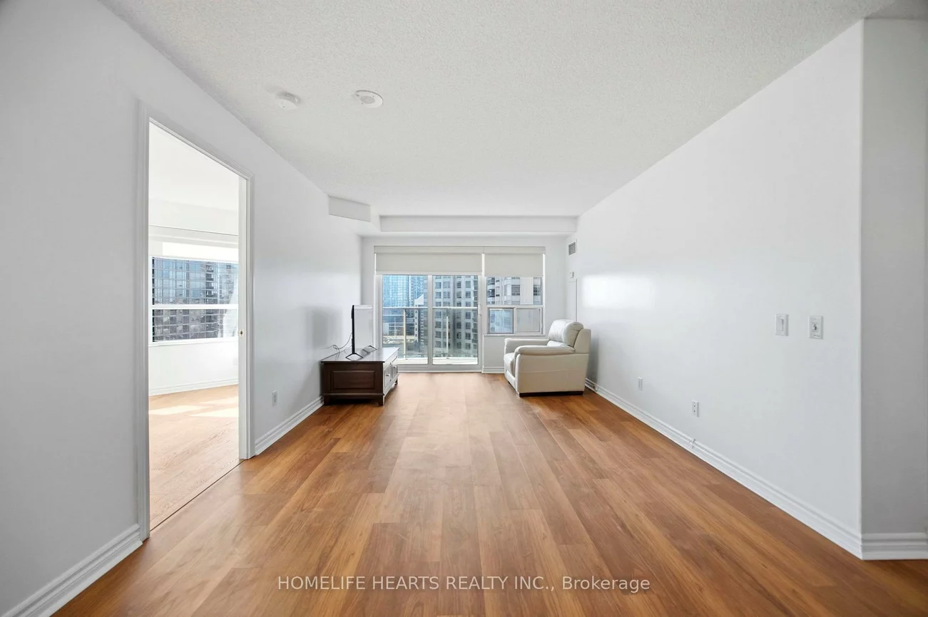 25, Kingsbridge Garden, Hurontario, Mississauga