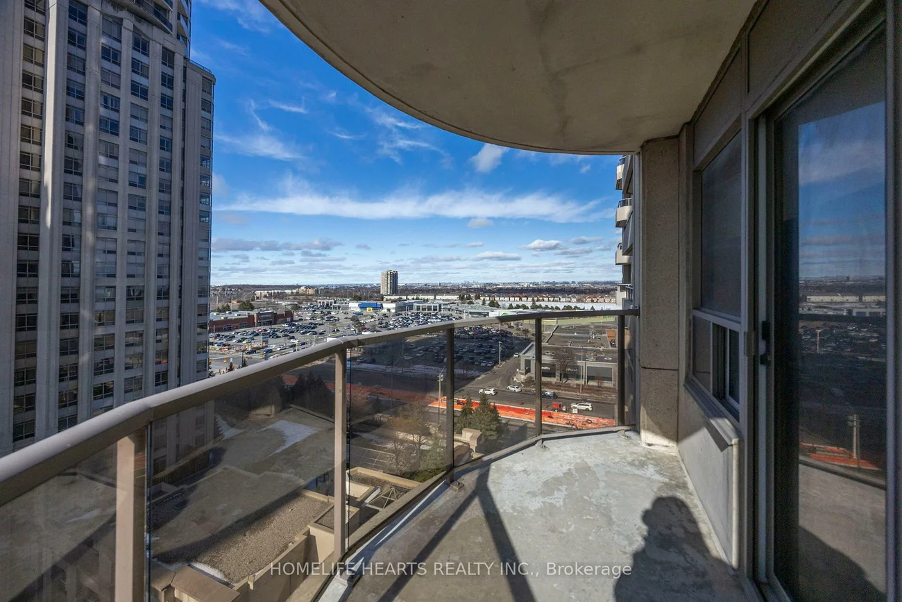 25, Kingsbridge Garden, Hurontario, Mississauga