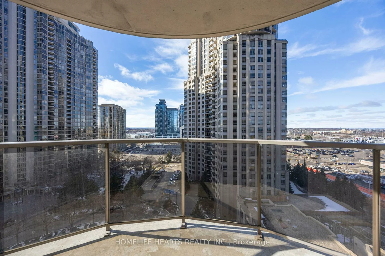 25, Kingsbridge Garden, Hurontario, Mississauga