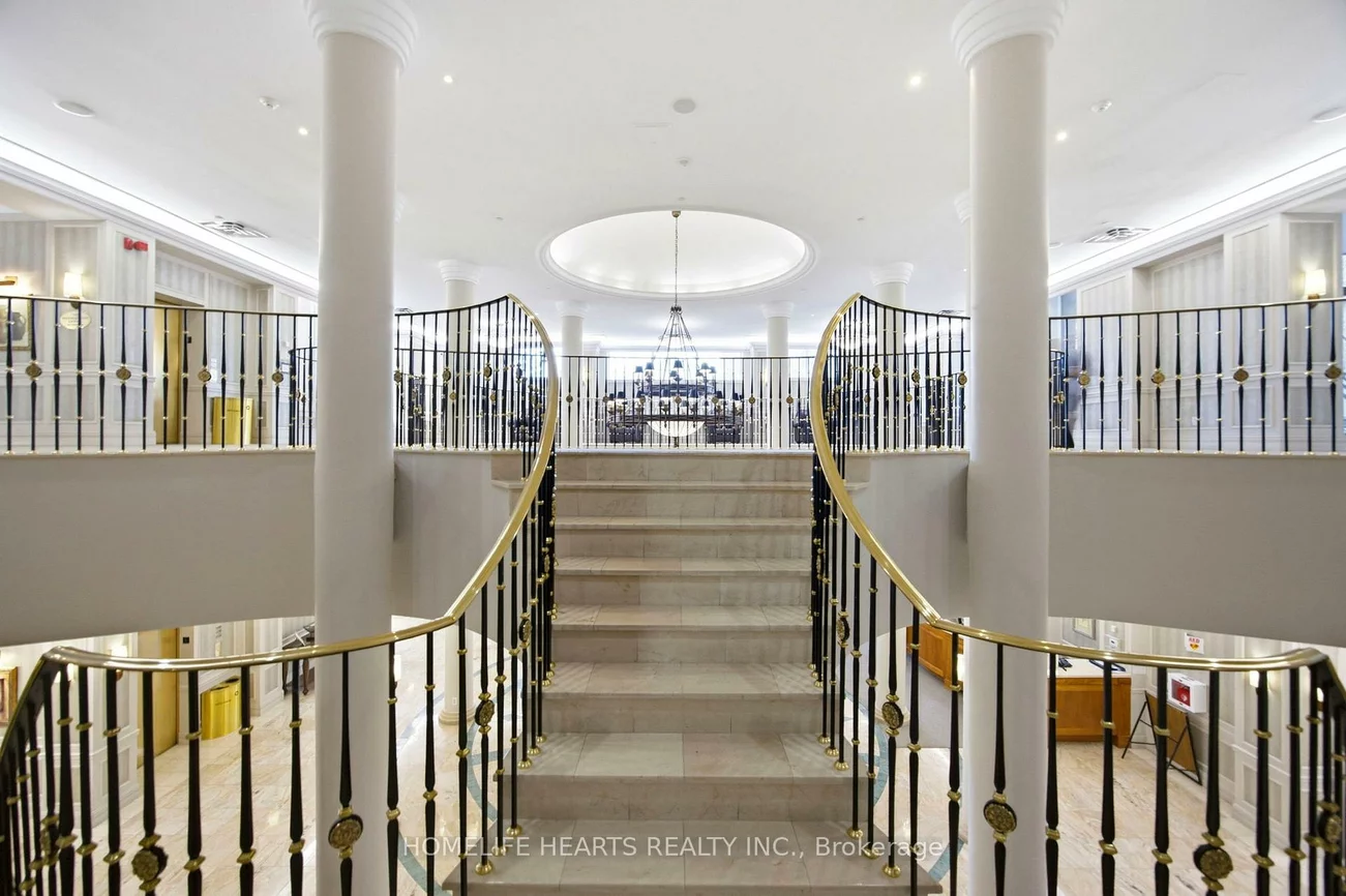 25, Kingsbridge Garden, Hurontario, Mississauga
