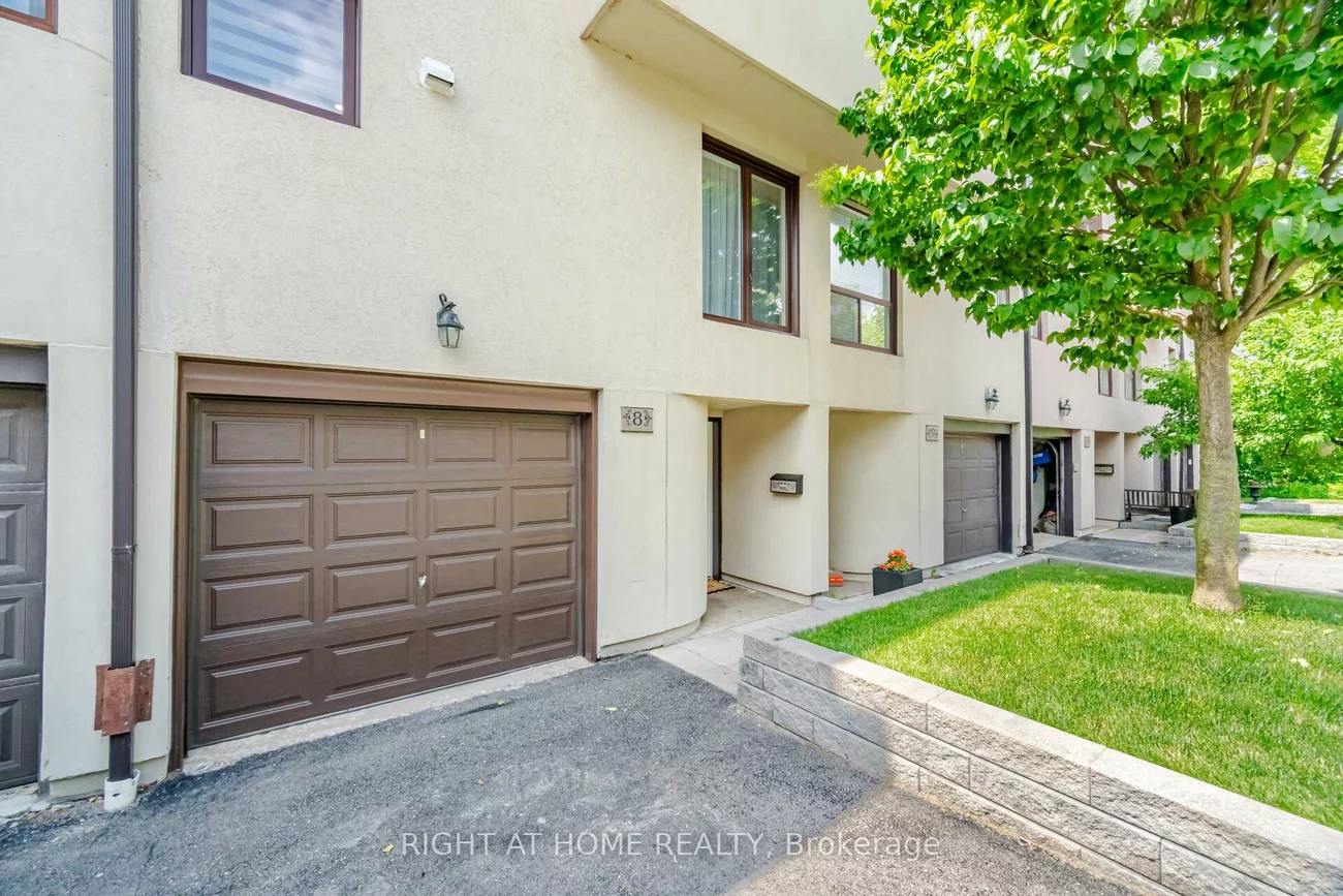 24, REID, Streetsville, Mississauga