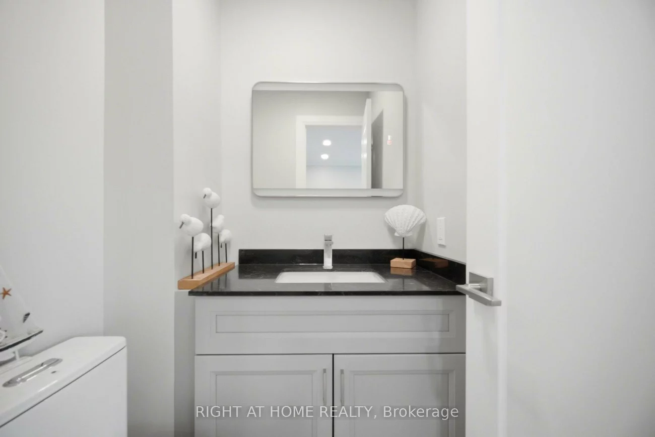 24, REID, Streetsville, Mississauga