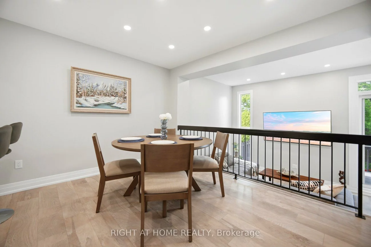 24, REID, Streetsville, Mississauga