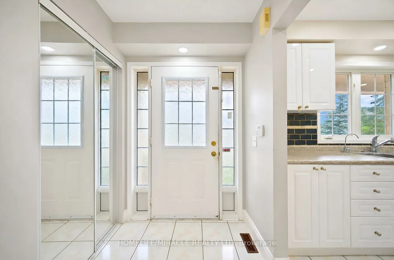 7284, Bellshire, Meadowvale Village, Mississauga