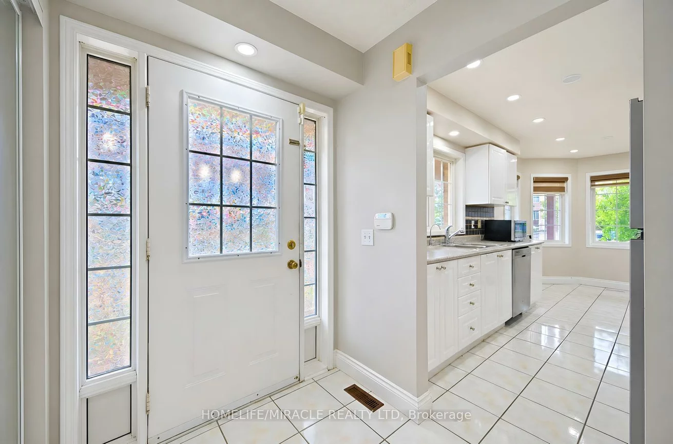 7284, Bellshire, Meadowvale Village, Mississauga