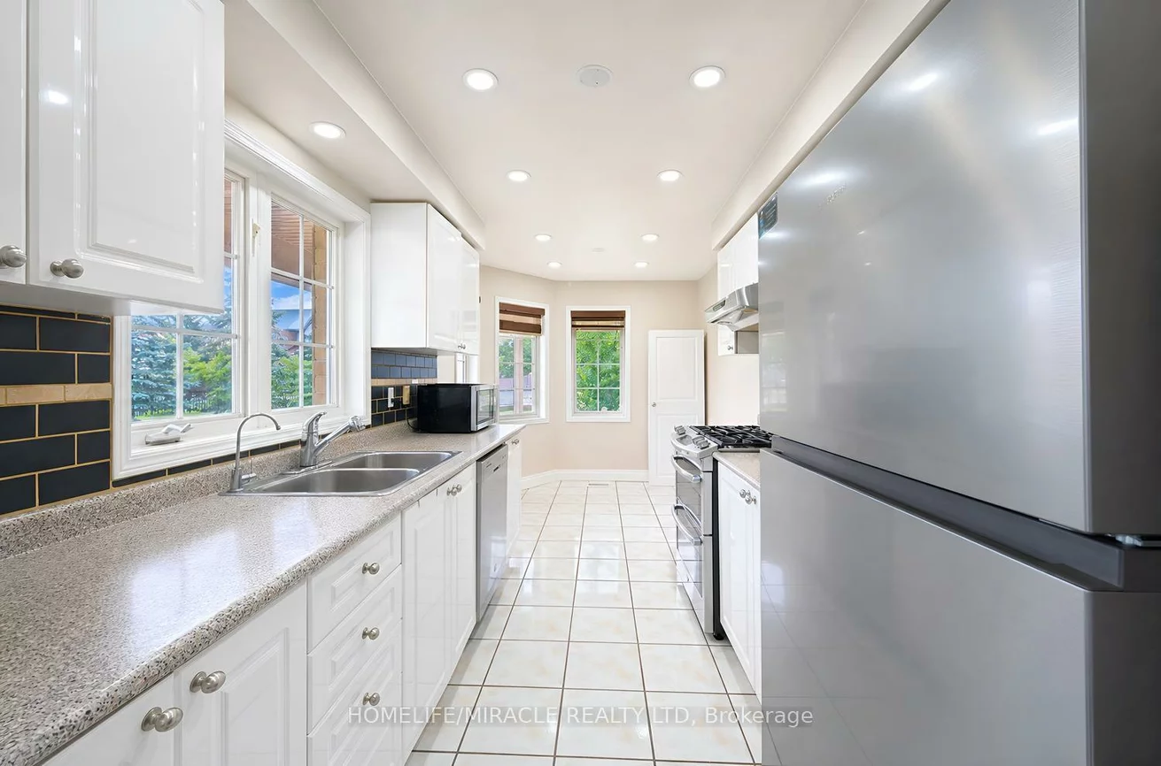 7284, Bellshire, Meadowvale Village, Mississauga