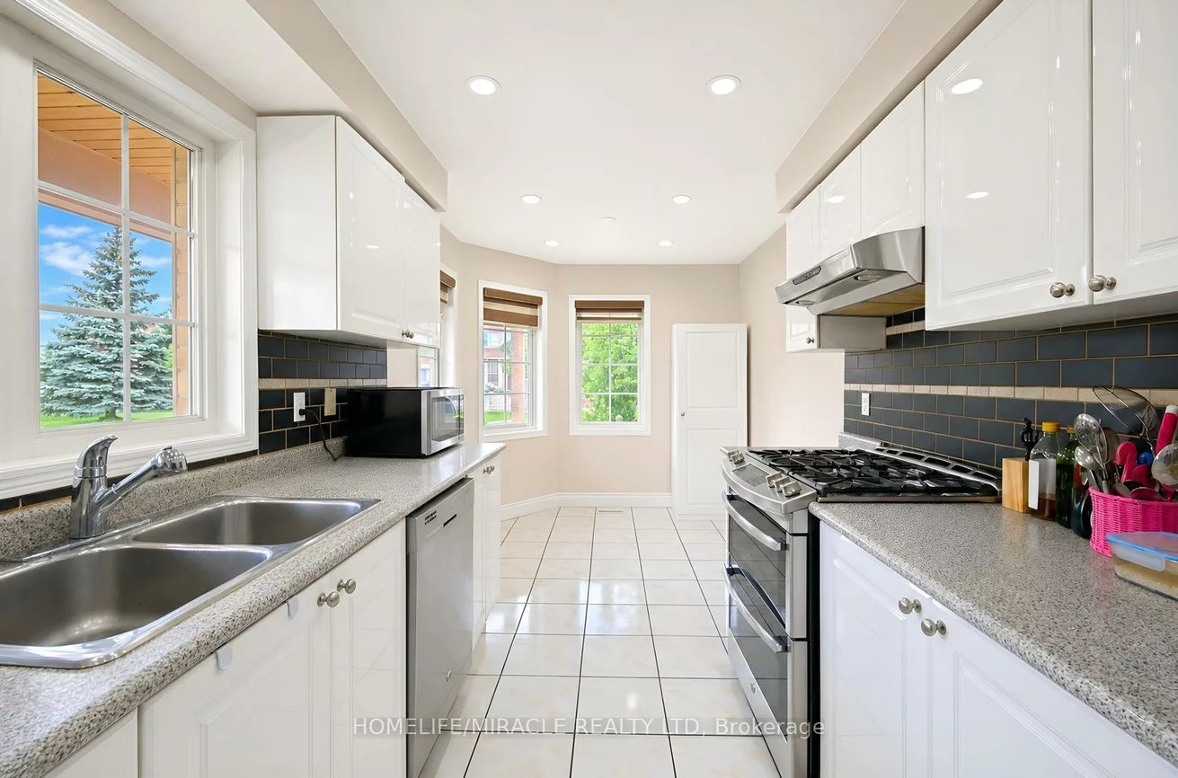 7284, Bellshire, Meadowvale Village, Mississauga