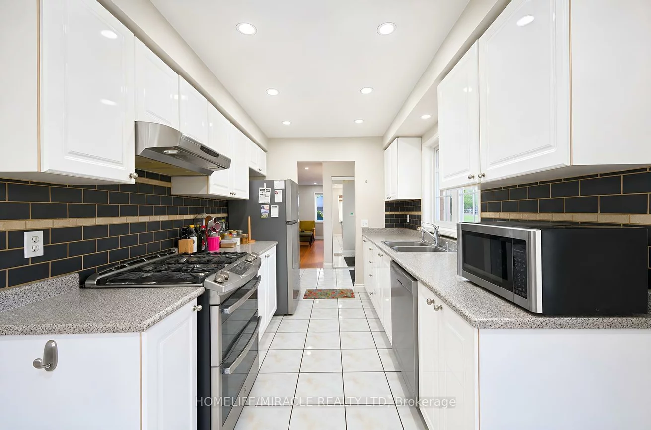 7284, Bellshire, Meadowvale Village, Mississauga