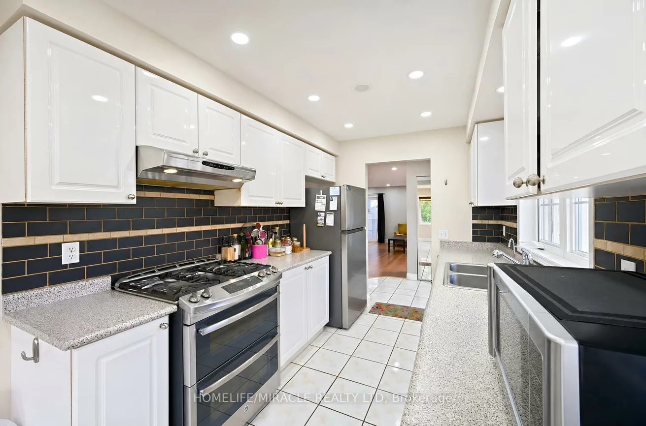 7284, Bellshire, Meadowvale Village, Mississauga
