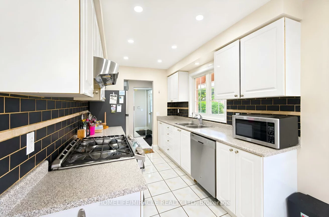 7284, Bellshire, Meadowvale Village, Mississauga