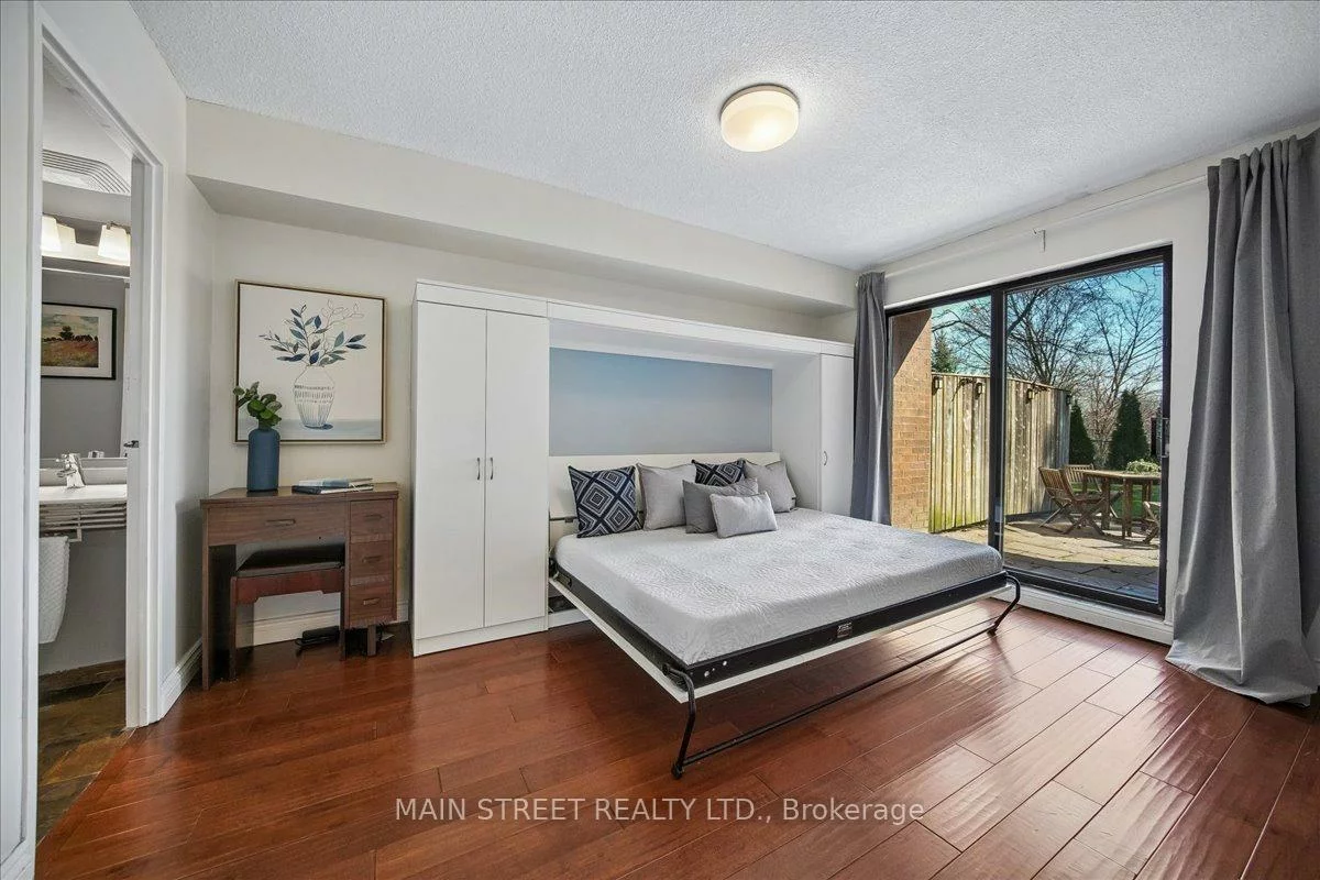 1000, Cedarglen, Erindale, Mississauga