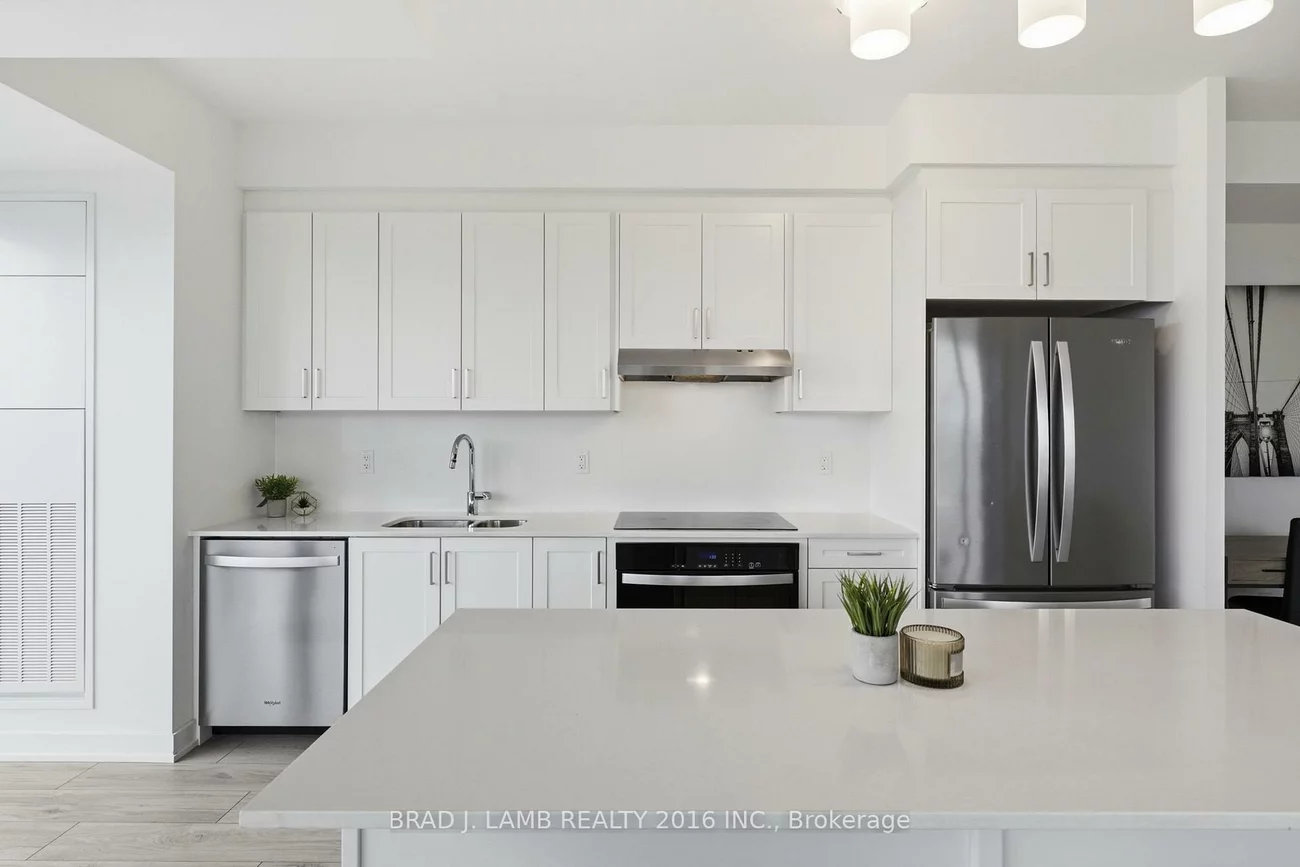 1035, Southdown, Clarkson, Mississauga