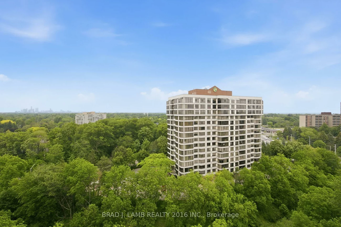 1035, Southdown, Clarkson, Mississauga