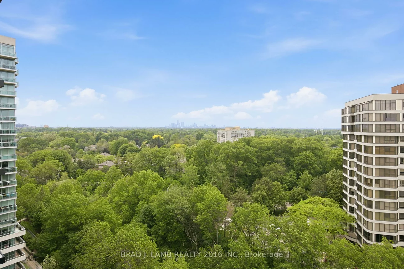 1035, Southdown, Clarkson, Mississauga
