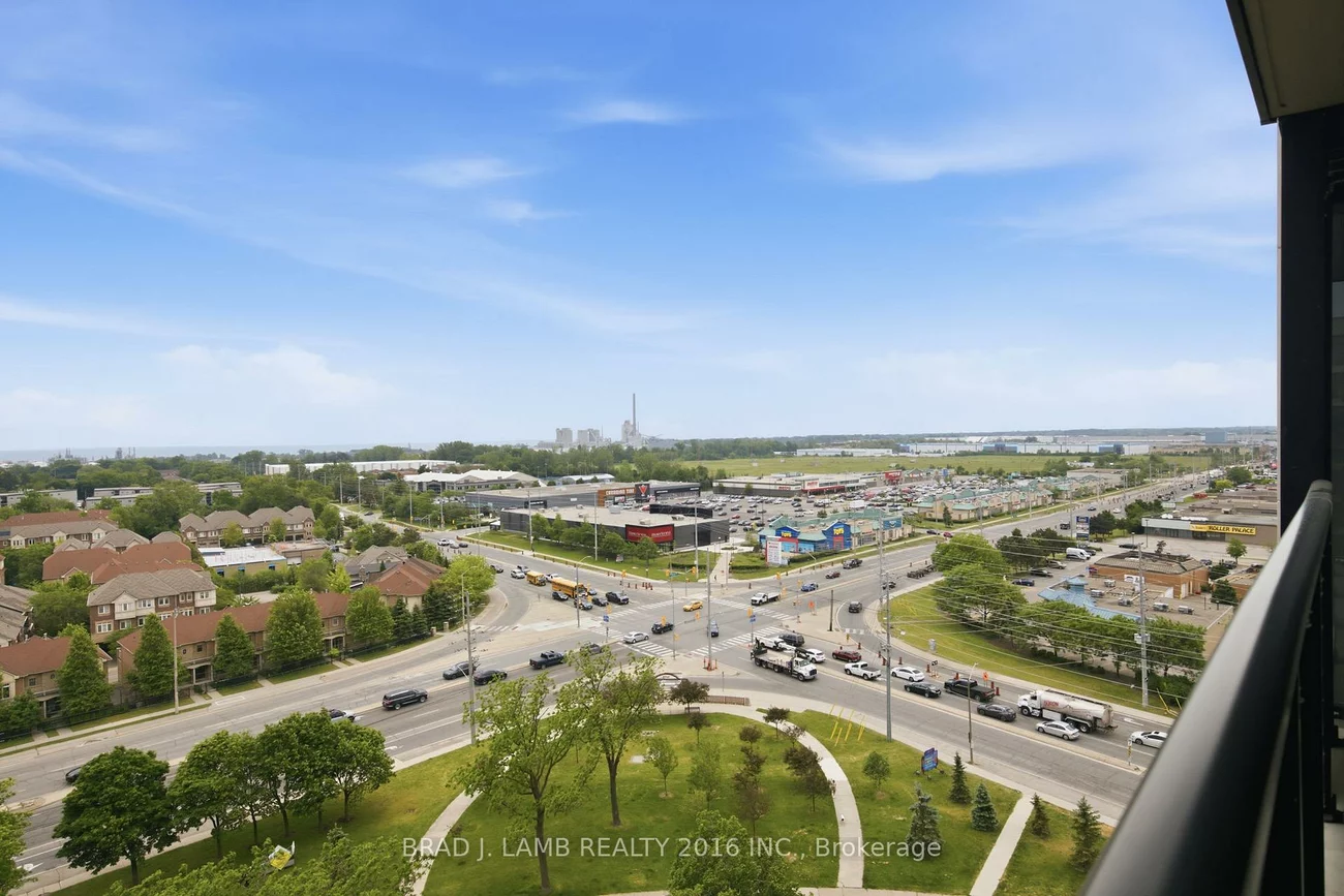 1035, Southdown, Clarkson, Mississauga