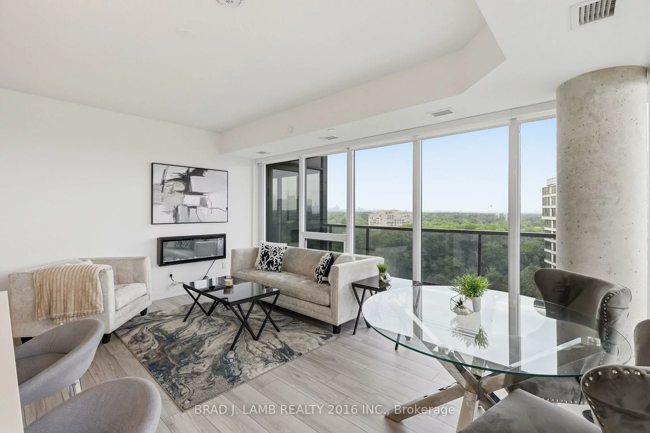 1035, Southdown, Clarkson, Mississauga