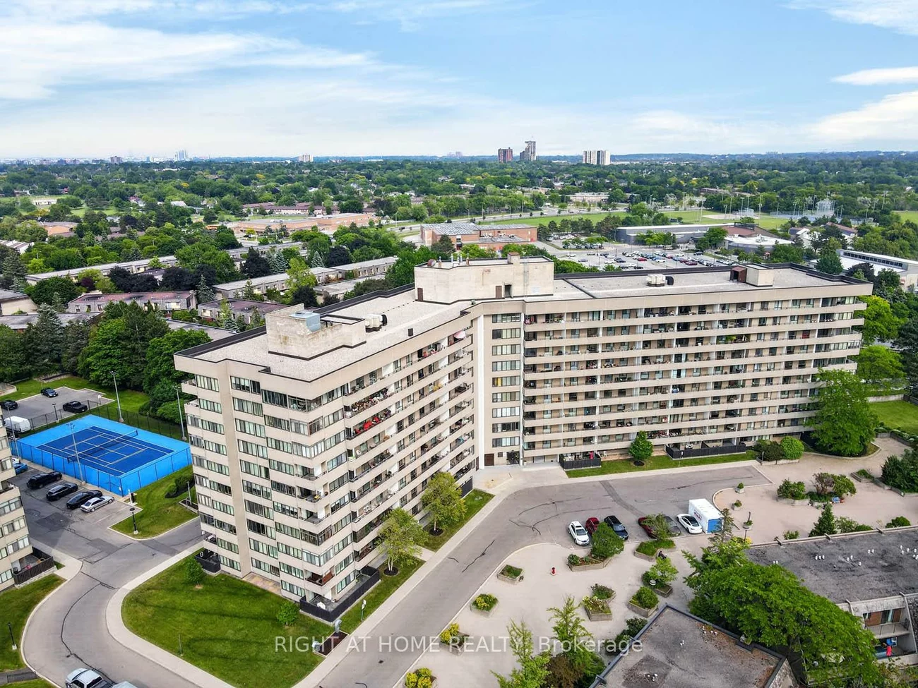 1320, Mississauga Valley, Mississauga Valleys, Mississauga