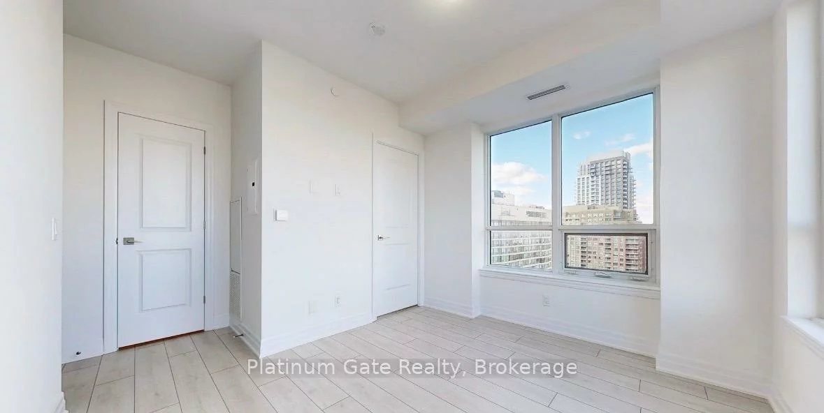 30, Elm, City Centre, Mississauga