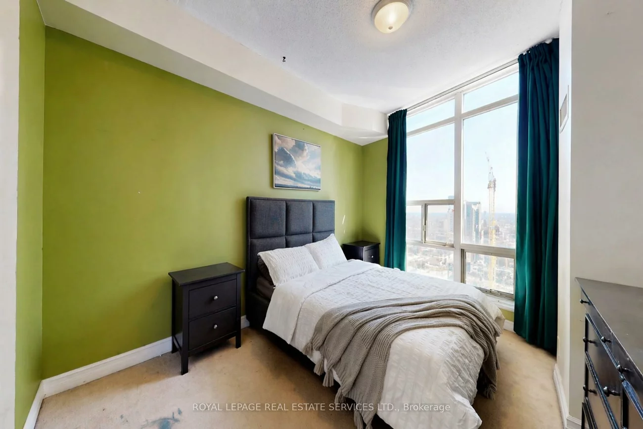 1, Elm, City Centre, Mississauga
