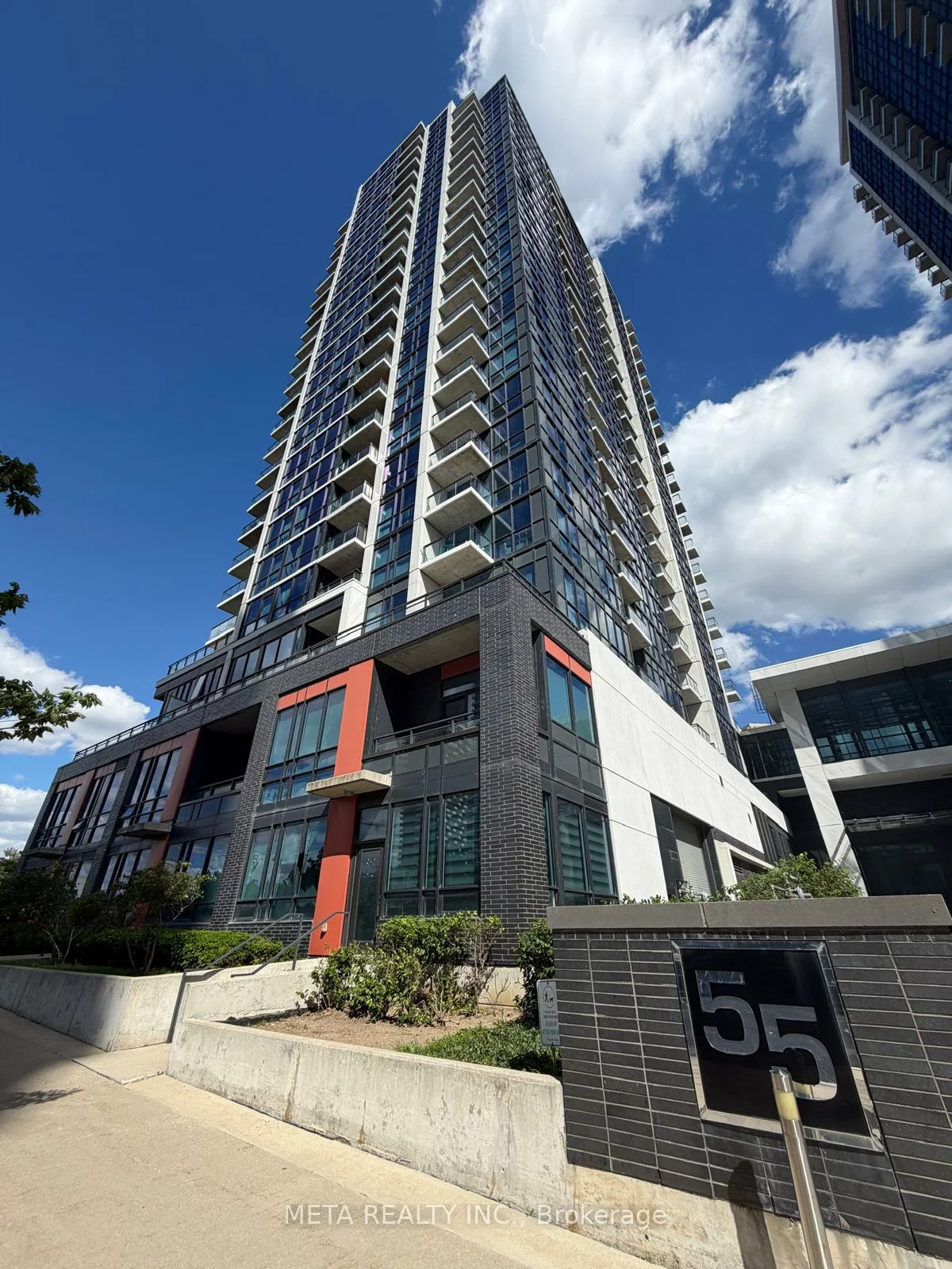 55, Eglinton, Hurontario, Mississauga