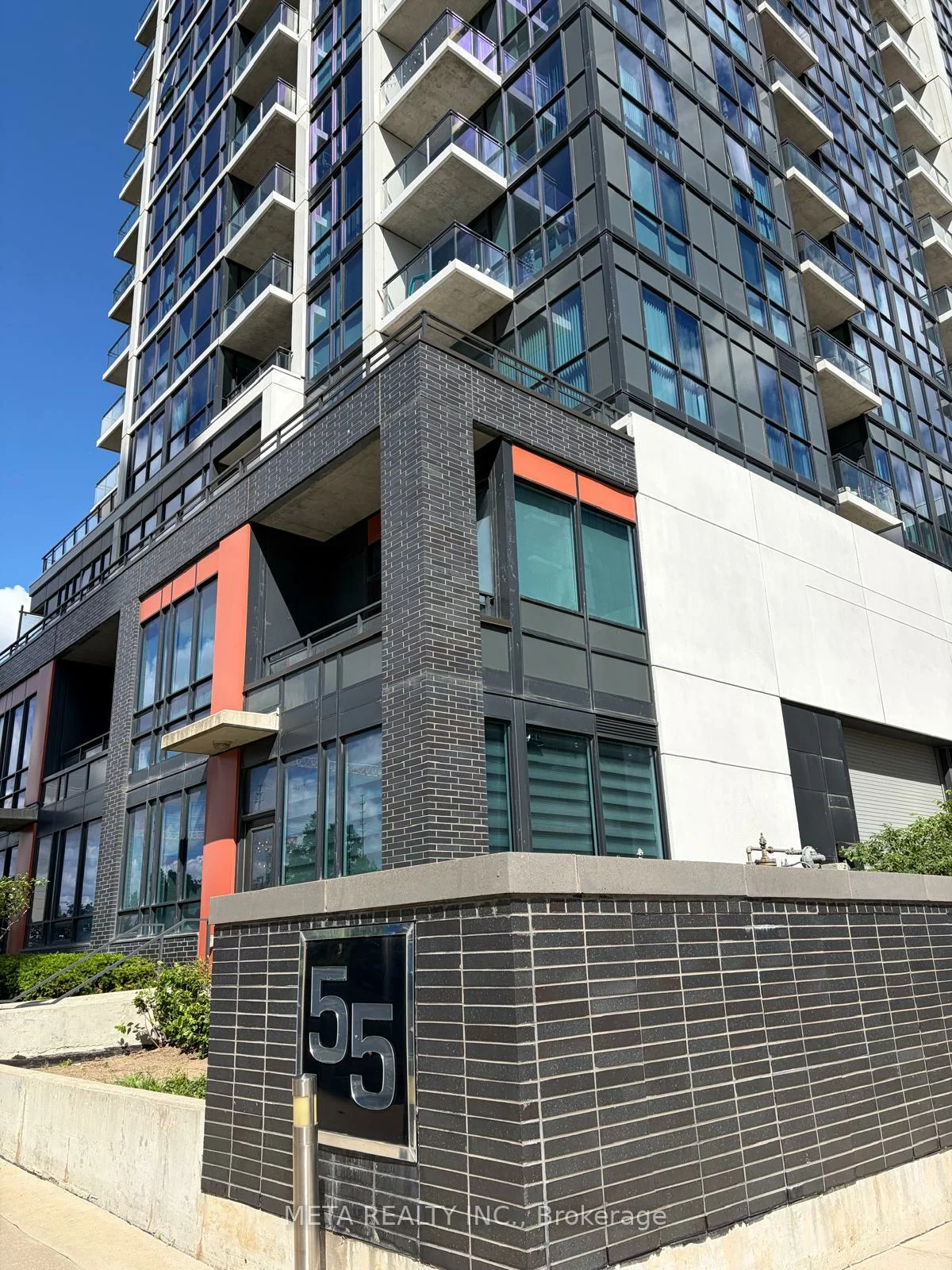 55, Eglinton, Hurontario, Mississauga