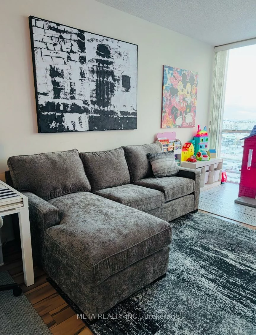 55, Eglinton, Hurontario, Mississauga