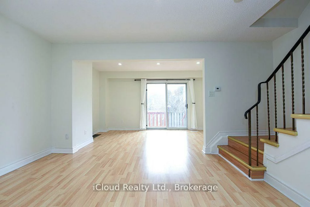 400, Mississauga Valley, Mississauga Valleys, Mississauga
