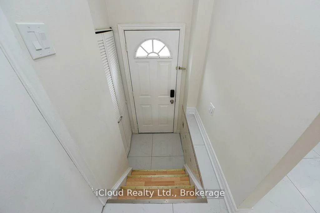 400, Mississauga Valley, Mississauga Valleys, Mississauga