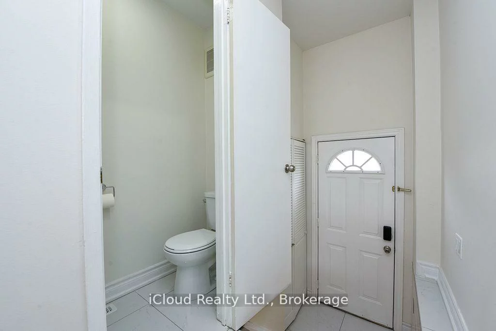 400, Mississauga Valley, Mississauga Valleys, Mississauga