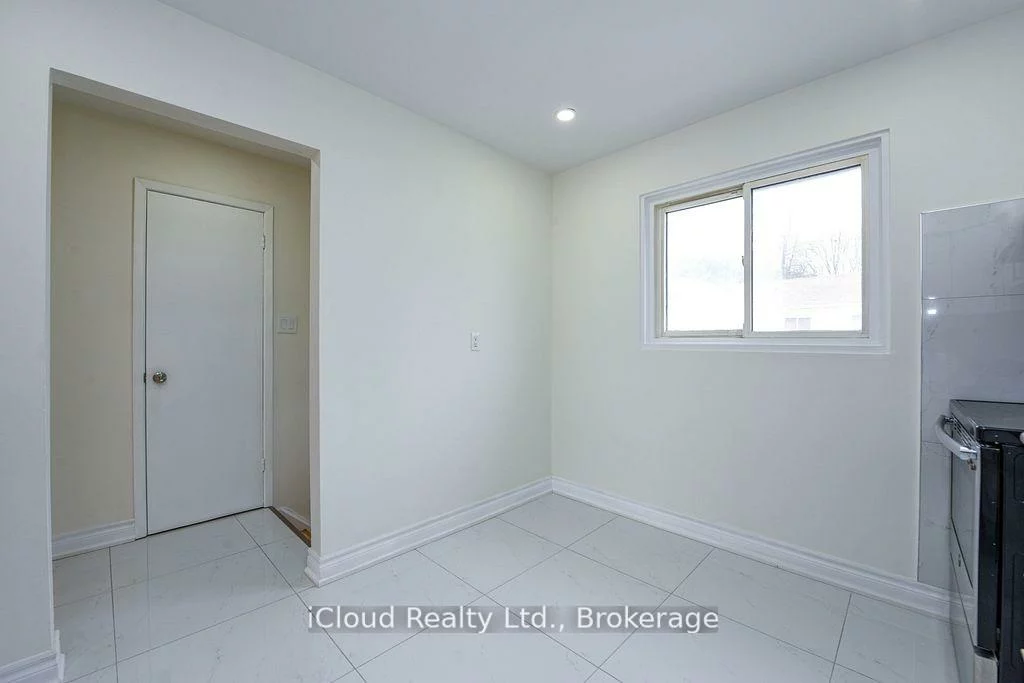 400, Mississauga Valley, Mississauga Valleys, Mississauga