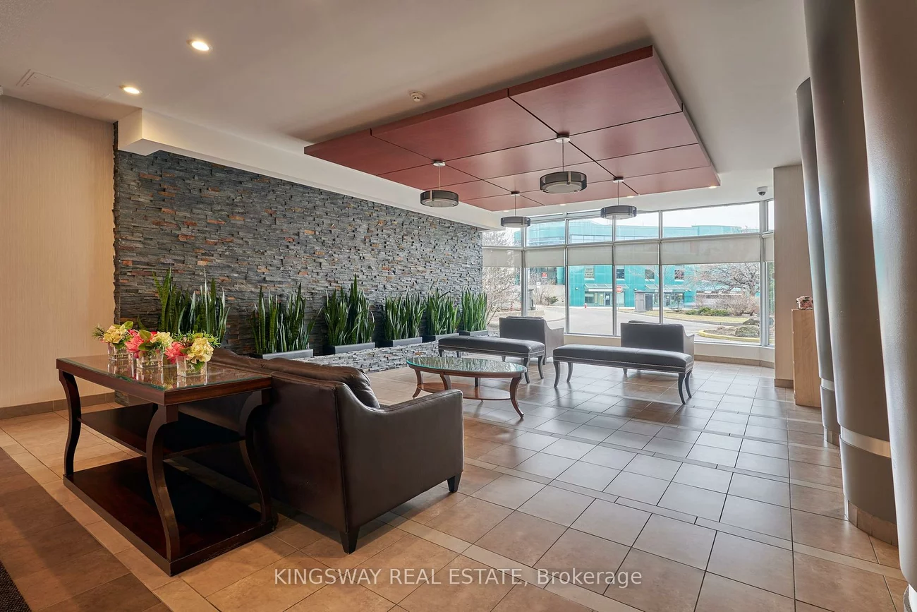 50, Kingsbridge Garden, Hurontario, Mississauga