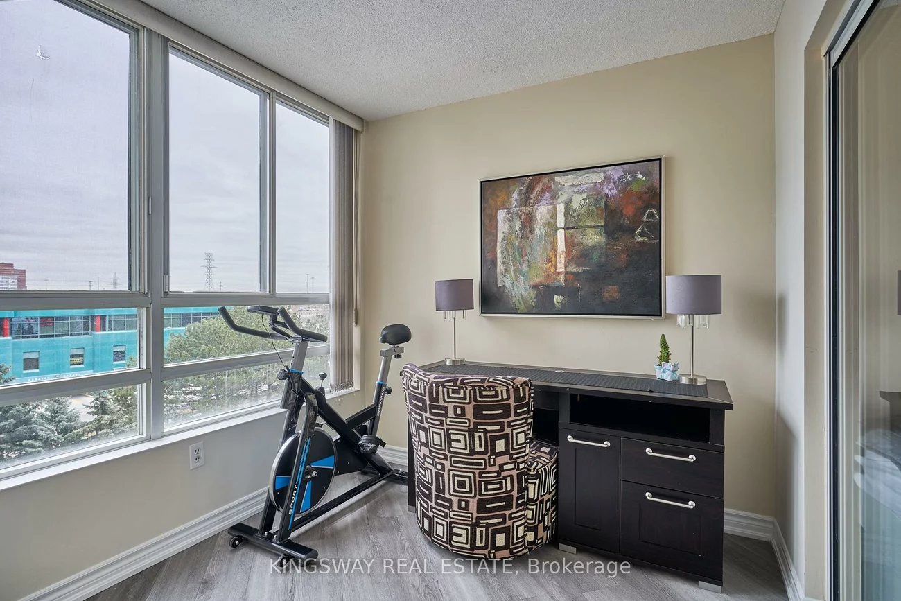 50, Kingsbridge Garden, Hurontario, Mississauga