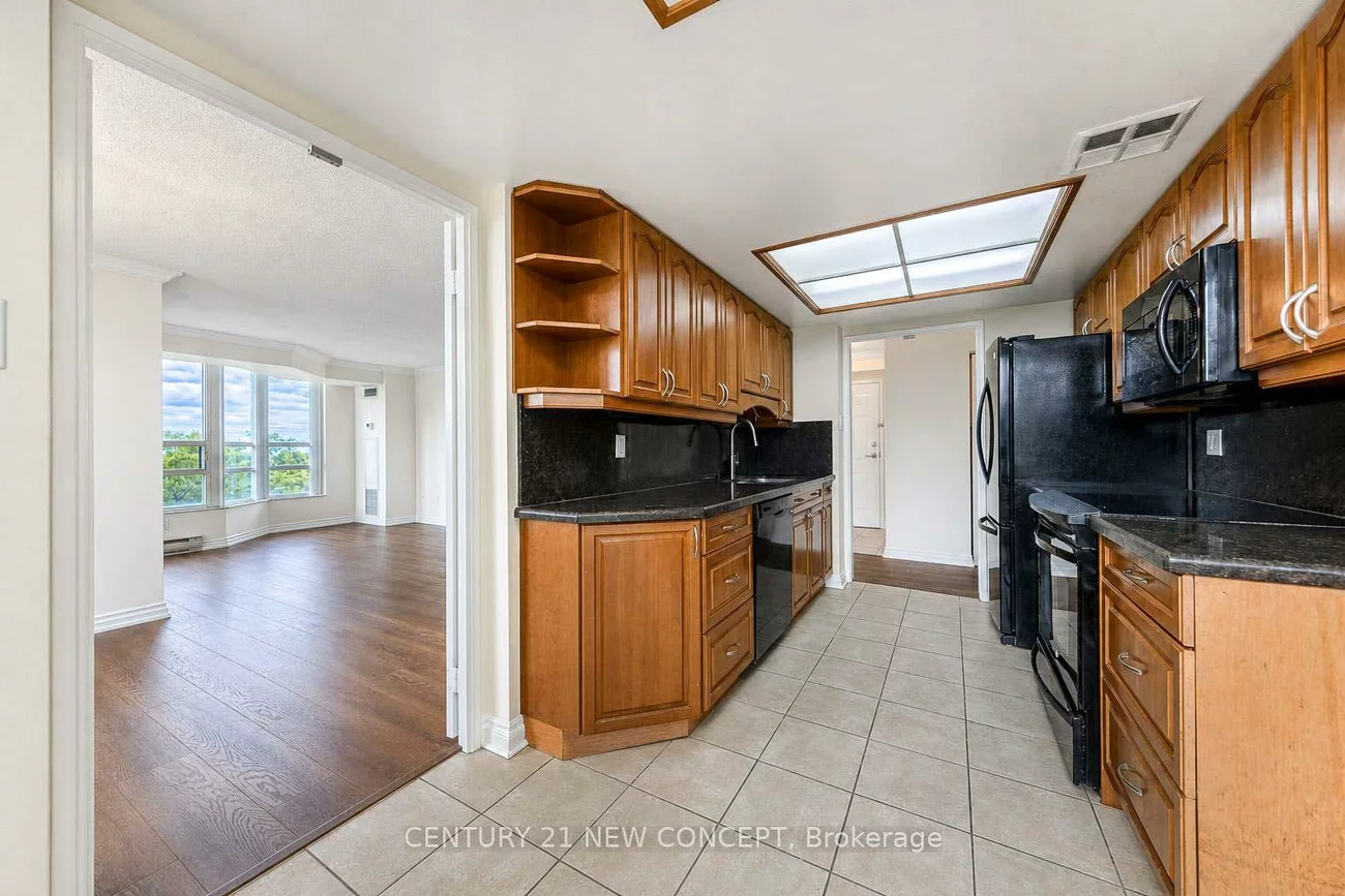 250, Webb, City Centre, Mississauga