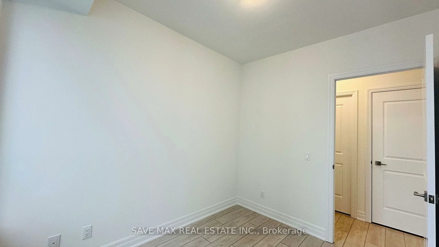 30, Elm, City Centre, Mississauga