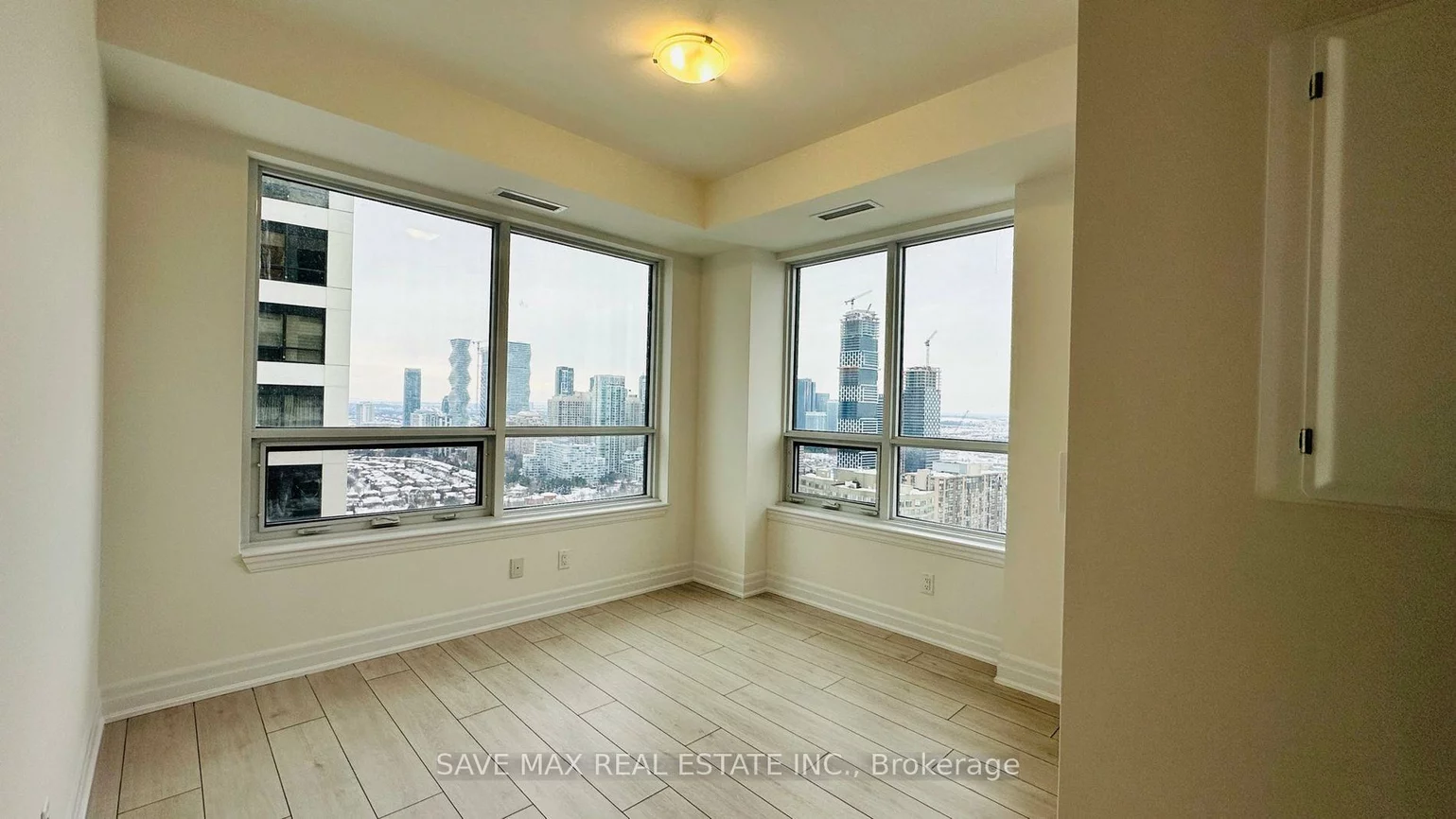 30, Elm, City Centre, Mississauga
