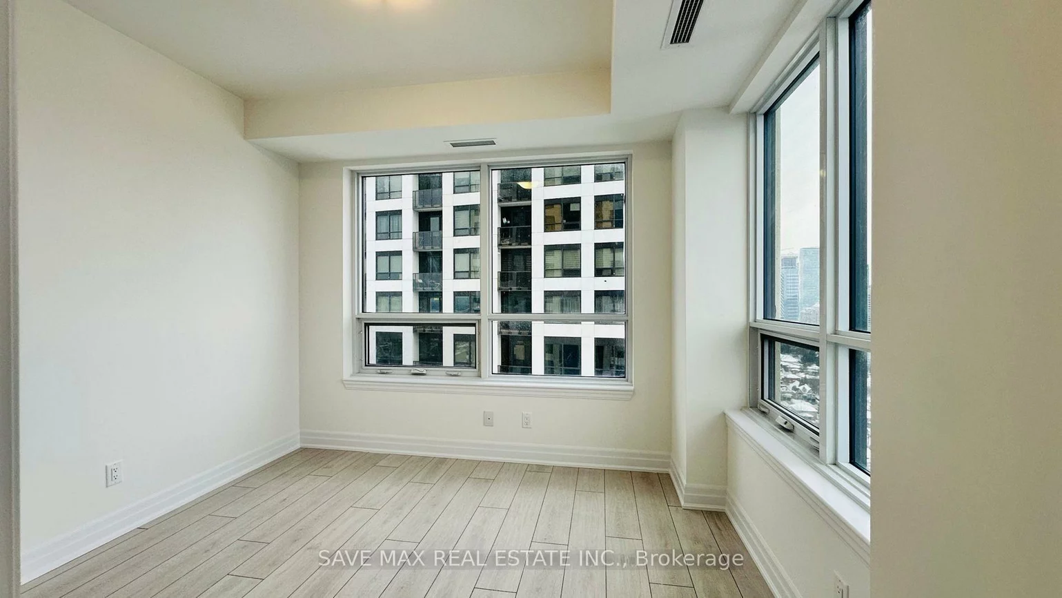 30, Elm, City Centre, Mississauga