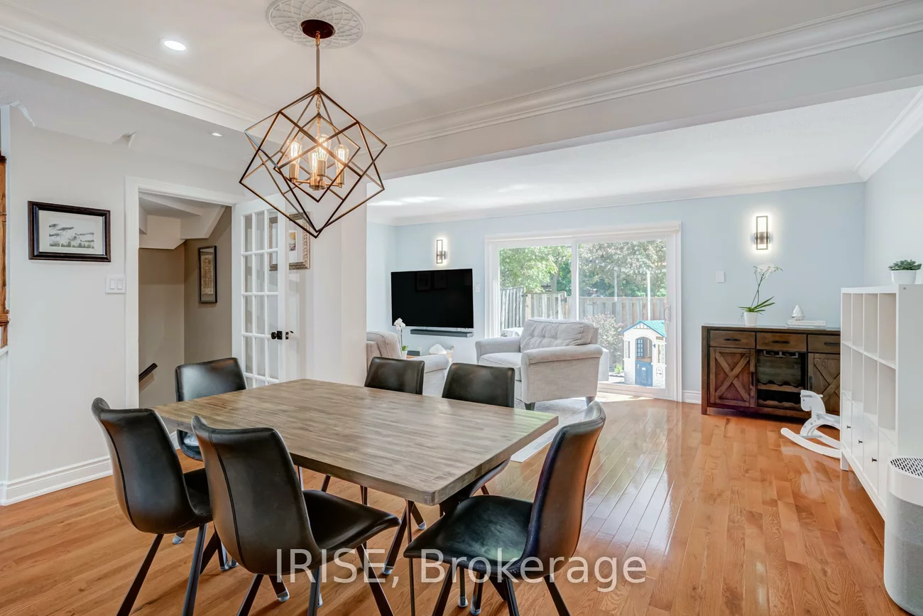 6699, Falconer, Streetsville, Mississauga