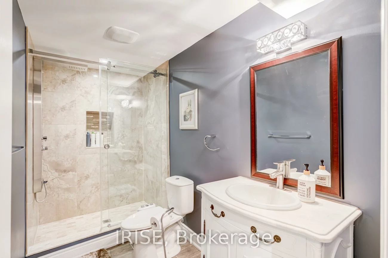 6699, Falconer, Streetsville, Mississauga