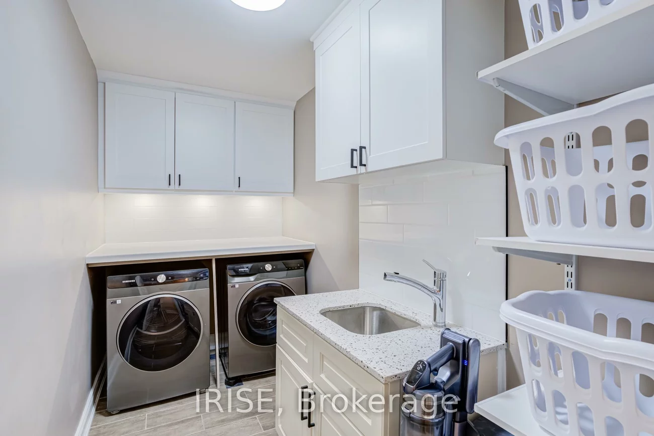 6699, Falconer, Streetsville, Mississauga